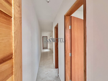 casa arejada, com churrasqueira