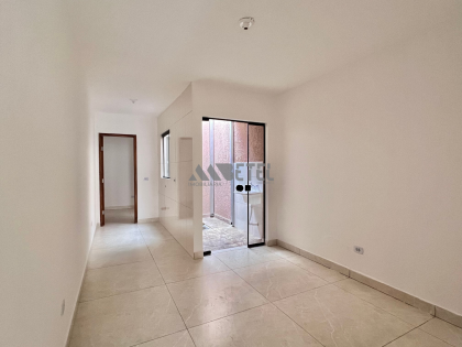 casa arejada, com churrasqueira