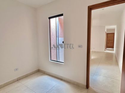 casa arejada, com churrasqueira