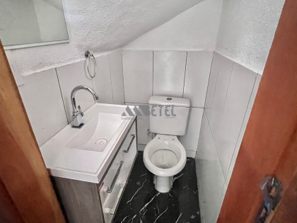 Sobrado amplo no Vitória Régia: 3 quartos, flexibilidade total e entrada facilitada!