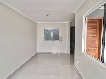 Sobrado amplo no Vitória Régia: 3 quartos, flexibilidade total e entrada facilitada!