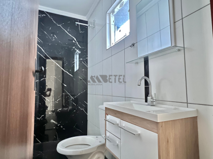 Sobrado amplo no Vitória Régia: 3 quartos, flexibilidade total e entrada facilitada!