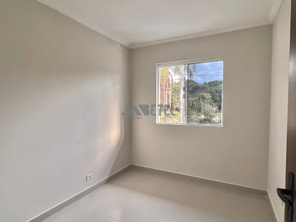 Sobrado amplo no Vitória Régia: 3 quartos, flexibilidade total e entrada facilitada!