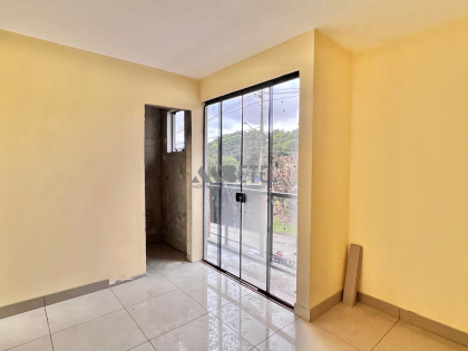 Sobrado espaçoso no Tatuquara – 3 quartos (1 suíte), perto do Terminal e com excelente localização!