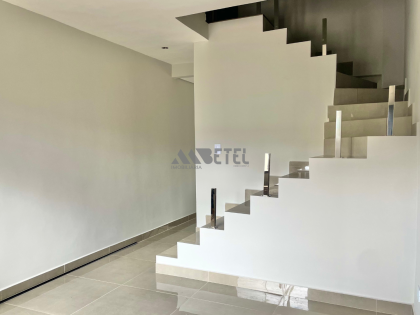 SOBRADO 2 QUARTOS – PRONTO PARA MORAR | VITÓRIA RÉGIA – CURITIBA