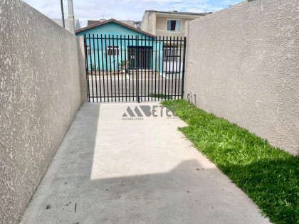 LINDO SOBRADO 2 QUARTOS – VITÓRIA RÉGIA – CURITIBA