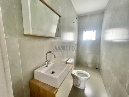 LINDO SOBRADO 2 QUARTOS – VITÓRIA RÉGIA – CURITIBA