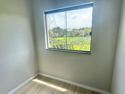 LINDO SOBRADO 2 QUARTOS – VITÓRIA RÉGIA – CURITIBA