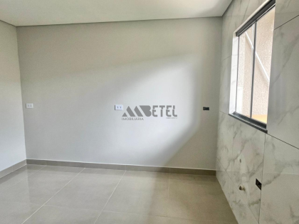 LINDO SOBRADO 2 QUARTOS – VITÓRIA RÉGIA – CURITIBA