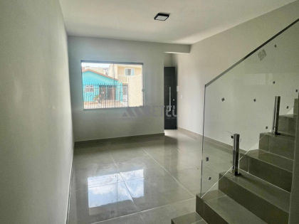 LINDO SOBRADO 2 QUARTOS – VITÓRIA RÉGIA – CURITIBA