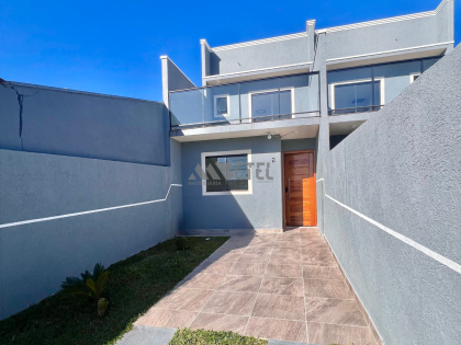 Casa com ático, suíte e varanda ampla no Campo de Santana — pronta para morar!