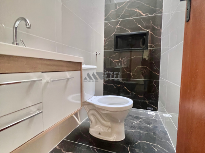 Casa com ático, suíte e varanda ampla no Campo de Santana — pronta para morar!