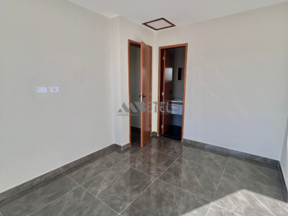 Casa com ático, suíte e varanda ampla no Campo de Santana — pronta para morar!