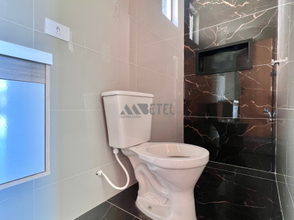 Casa com ático, suíte e varanda ampla no Campo de Santana — pronta para morar!