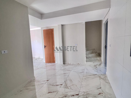 Sobrado maravilhoso de 3 quartos com sacadas e ótima localização no Campo de Santana!