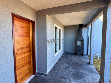 Casa com ótimo terreno e entrada facilitada no bairro Estados – Fazenda Rio Grande!