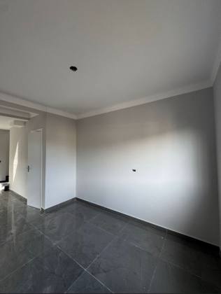 Sobrado de esquina incríveis no Umbará – espaço, conforto e localização!