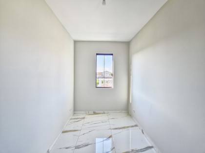 Sobrado amplo e moderno com área gourmet no Sítio Cercado unidade 4!