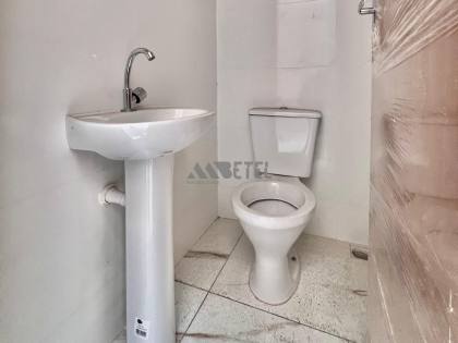 SOBRADO NO VITÓRIA RÉGIA COM TERRAÇO – CURITIBA/PR