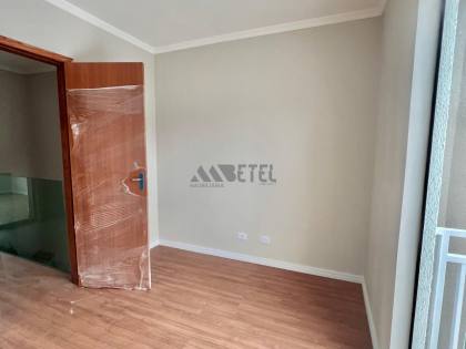 SOBRADO NO VITÓRIA RÉGIA COM TERRAÇO – CURITIBA/PR