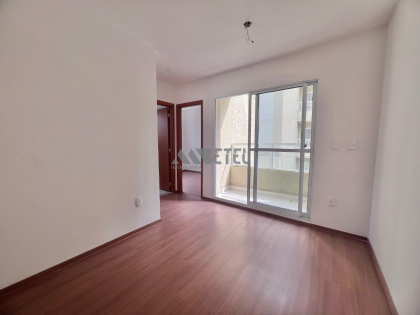 Apartamento novo com sacada, piscina e churrasqueira no CIC