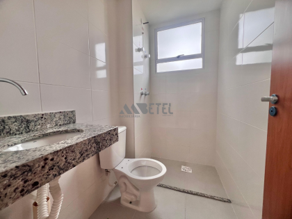 Apartamento novo com sacada, piscina e churrasqueira no CIC