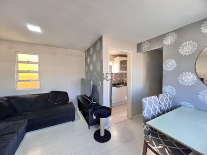 Apartamento térreo com 2 quartos e garagem coberta – CIC, Curitiba