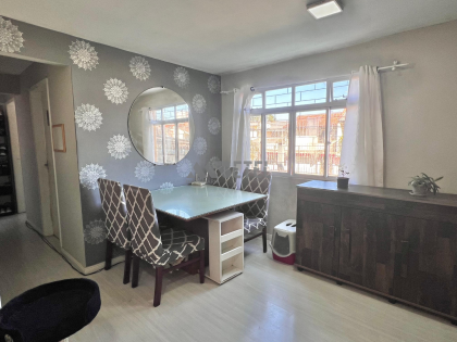 Apartamento térreo com 2 quartos e garagem coberta – CIC, Curitiba