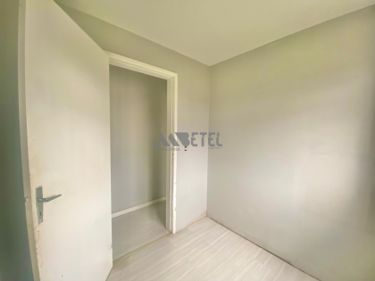 Apartamento térreo com 2 quartos e garagem coberta – CIC, Curitiba
