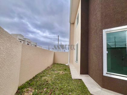 SOBRADO DE ESQUINA – VITÓRIA RÉGIA / CURITIBA