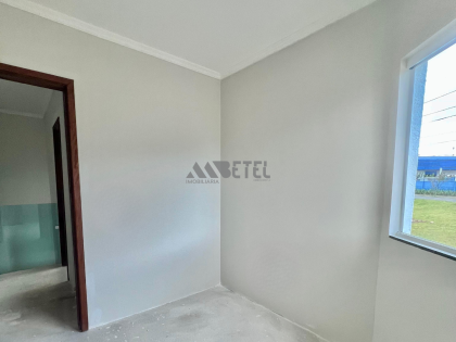 SOBRADO DE ESQUINA – VITÓRIA RÉGIA / CURITIBA