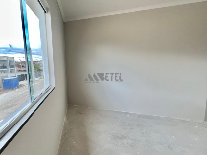 SOBRADO DE ESQUINA – VITÓRIA RÉGIA / CURITIBA