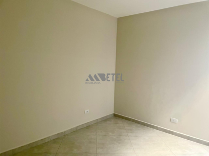 CASA COM ESTRUTURA PARA SOBRADO – TATUQUARA / CURITIBA