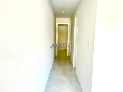 CASA COM ESTRUTURA PARA SOBRADO – TATUQUARA / CURITIBA