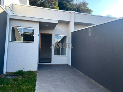 CASA COM ESTRUTURA PARA SOBRADO – TATUQUARA / CURITIBA