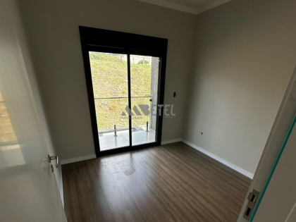 TRIPLEX EM CONDOMÍNIO COM TERRAÇO - XAXIM / CURITIBA