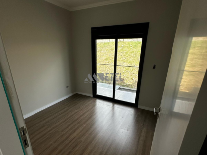 TRIPLEX EM CONDOMÍNIO COM TERRAÇO - XAXIM / CURITIBA