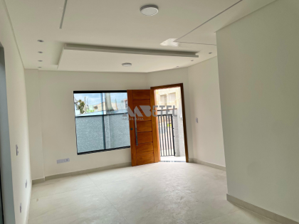 SOBRADO DE ESQUINA COM 3 QUARTOS – SÍTIO CERCADO / CURITIBA