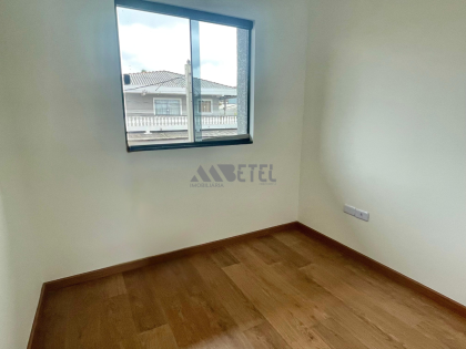 SOBRADO COM 3 QUARTOS – SÍTIO CERCADO / CURITIBA