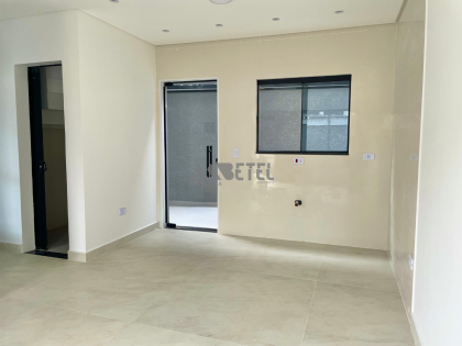 SOBRADO COM 3 QUARTOS – SÍTIO CERCADO / CURITIBA