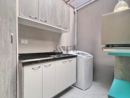 Sobrado Semi Mobiliado para locação – Vitória Régia / Curitiba