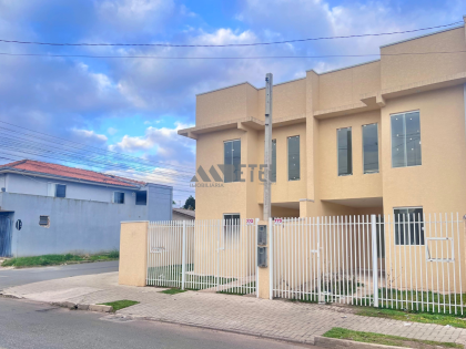 LINDO SOBRADO DE ESQUINA COM 2 QUARTOS – TATUQUARA / CURITIBA