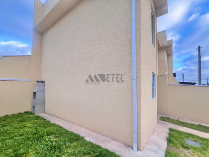 LINDO SOBRADO DE ESQUINA COM 2 QUARTOS – TATUQUARA / CURITIBA