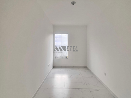 LINDO SOBRADO DE ESQUINA COM 2 QUARTOS – TATUQUARA / CURITIBA