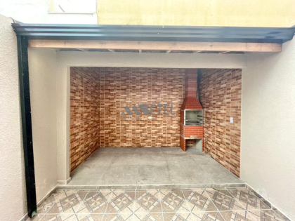 LINDO SOBRADO COM 3 QUARTOS - TATUQUARA / CURITIBA