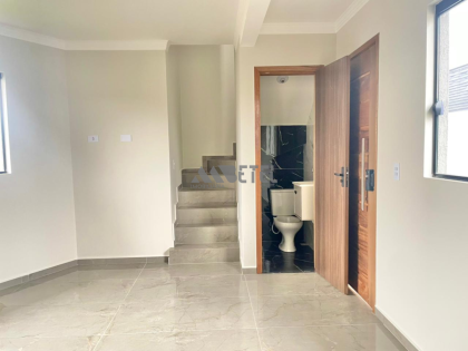 SOBRADO DE ESQUINA COM 2 QUARTOS – CAMPO DE SANTANA / CURITIBA