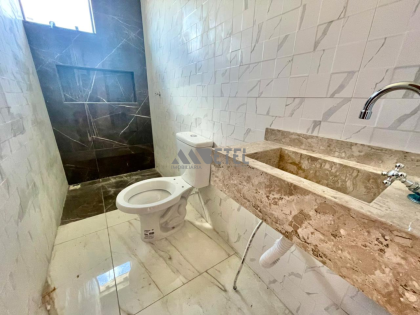 IMPERDÍVEL - LINDA CASA NO TATUQUARA / CURITIBA