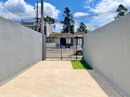 CASA MODERNA COM 2 QUARTOS – TATUQUARA / CURITIBA