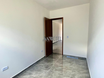 CASA MODERNA COM 2 QUARTOS – TATUQUARA / CURITIBA