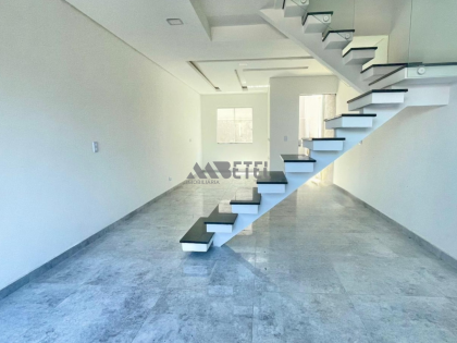 SOBRADO COM 3 QUARTOS – CAMPO DE SANTANA / CURITIBA